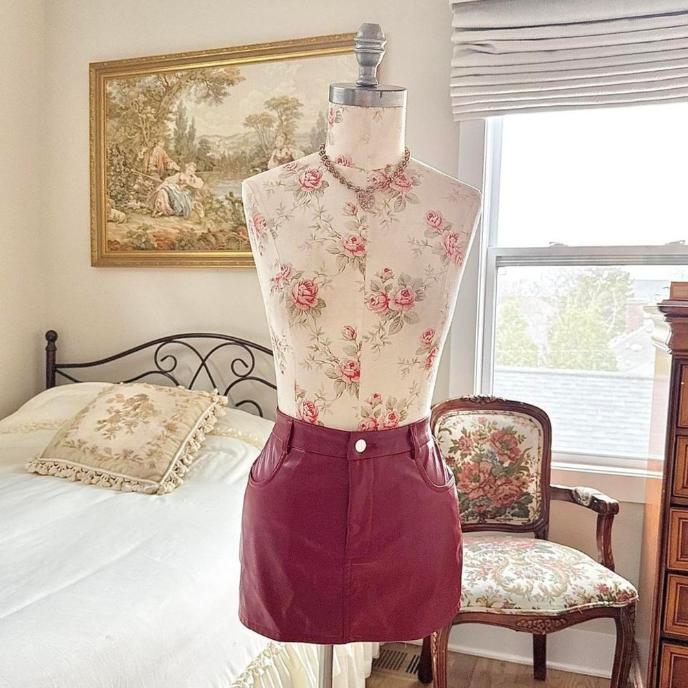 red faux leather mini skirt  ‎ edikted mini skirt size small